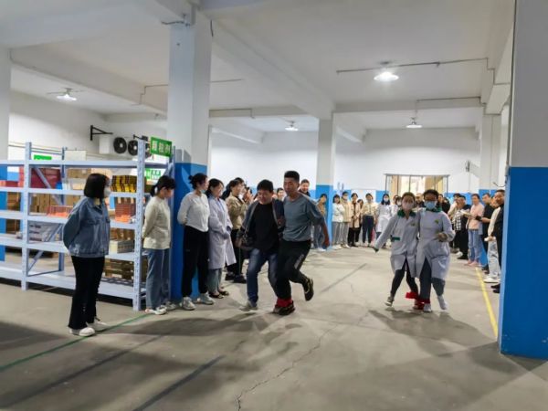 寧陽(yáng)一滕醫(yī)藥有限公司開(kāi)展“五四”青年節(jié)系列活動(dòng)